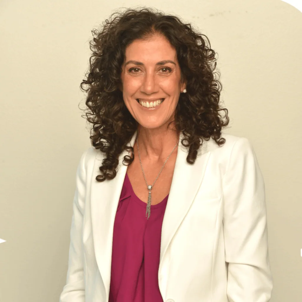 Paula Dinaro
